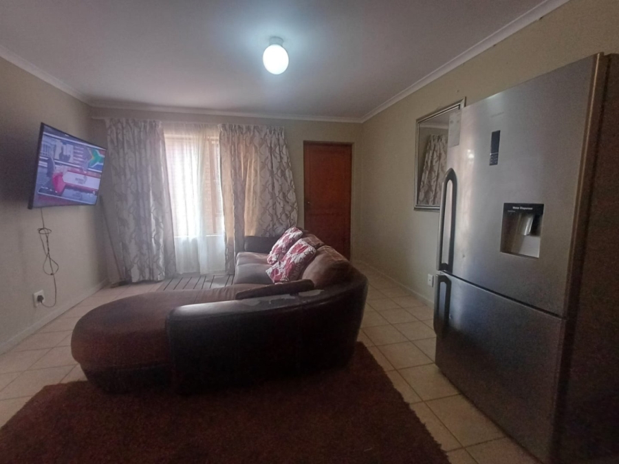 2 Bedroom Property for Sale in Ferndale Western Cape